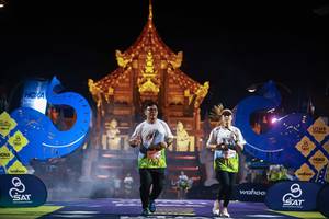 BIB: 7402
                            <button type="button" onclick="openModal(22342433)" class="btn btn-primary btn-sm float-right btn-popup" data-toggle="modal" data-target=".modal-high-quality">
                        <i class="fas fa-shopping-cart"></i> Add to Cart
                    </button>
                                            <button type="button" onclick="isThisMe(22342433, true)" class="btn btn-success btn-sm float-right btn-popup btn-isme hidden" data-toggle="tooltip" data-placement="bottom" title="นี่คือรูปของคุณใช่ไหม คลิกที่นี่เพื่อเอาเข้าอัลบั้ม">
                        <i class="fas fa-plus"></i> Add to album
                    </button>
                    <button type="button" onclick="isThisMe(22342433, false)" class="btn btn-warning btn-sm float-right btn-popup btn-isnotme hidden">
                        <i class="fas fa-ban"></i> Remove from album
                    </button>